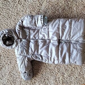 Last Chance, Baby Mexx snowsuit